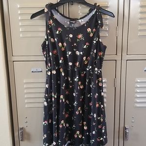 Girls Sz 12 Ransom Dress